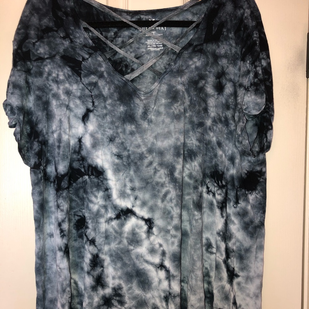 American Eagle tee!